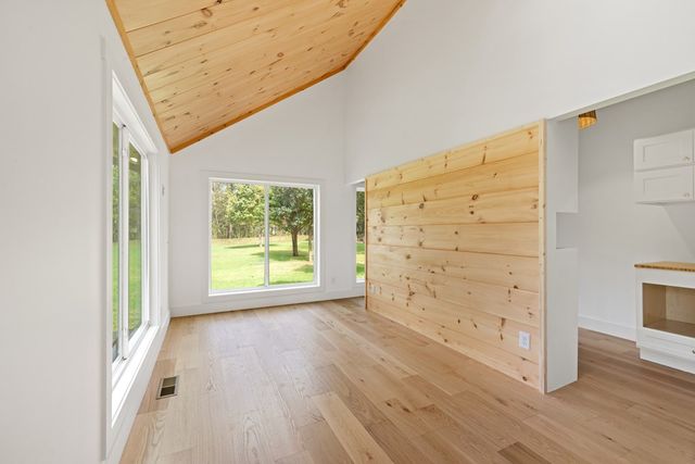 6389 Old Hwy 64 W, Warne, NC 28909