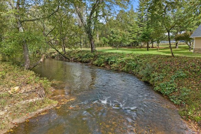 6389 Old Hwy 64 W, Warne, NC 28909