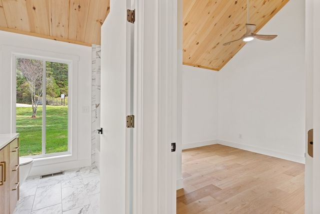 6389 Old Hwy 64 W, Warne, NC 28909