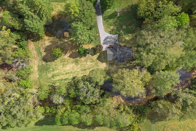 6389 Old Hwy 64 W, Warne, NC 28909