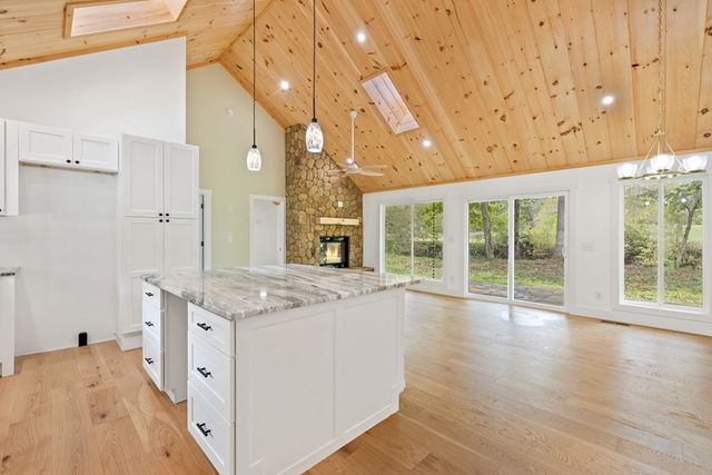 6389 Old Hwy 64 W, Warne, NC 28909