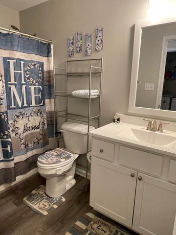 253 GRUBB LNDG LNDG, Inwood, WV 25428