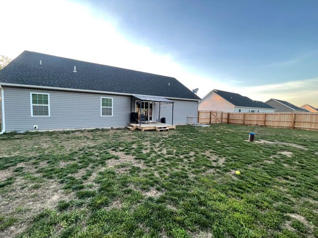 253 GRUBB LNDG LNDG, Inwood, WV 25428