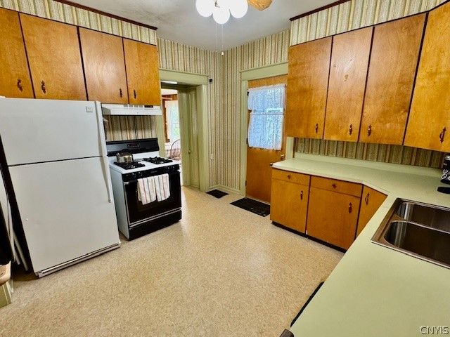 526 Broadway, Oneida, NY 13421