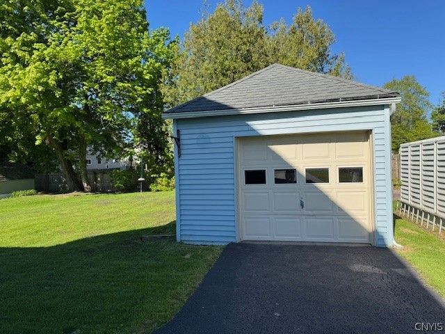 526 Broadway, Oneida, NY 13421