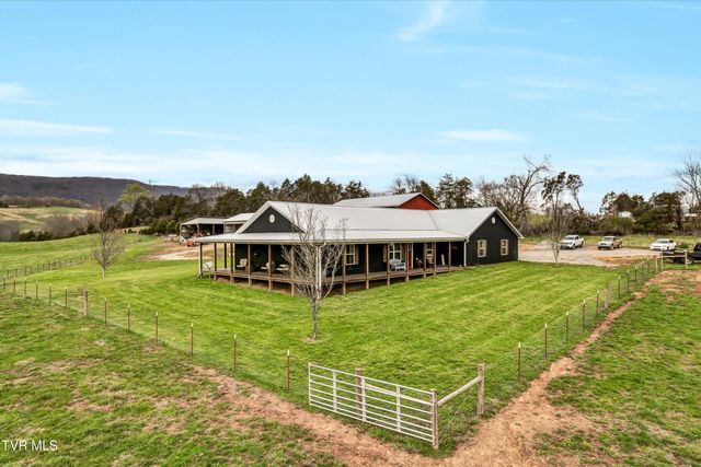 4144 Back Valley Road, Speedwell, TN 37870