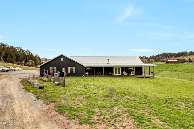 4144 Back Valley Road, Speedwell, TN 37870