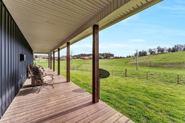 4144 Back Valley Road, Speedwell, TN 37870