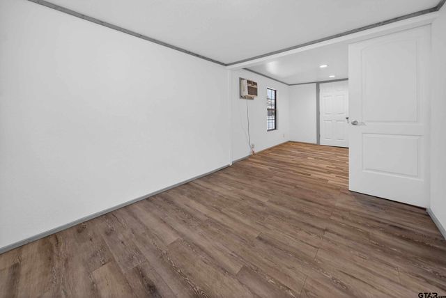 10881 Hillside Dr., Frankston, TX 75763