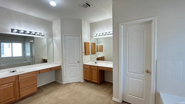 4906 SPYGLASS VW, San Antonio, TX 78247