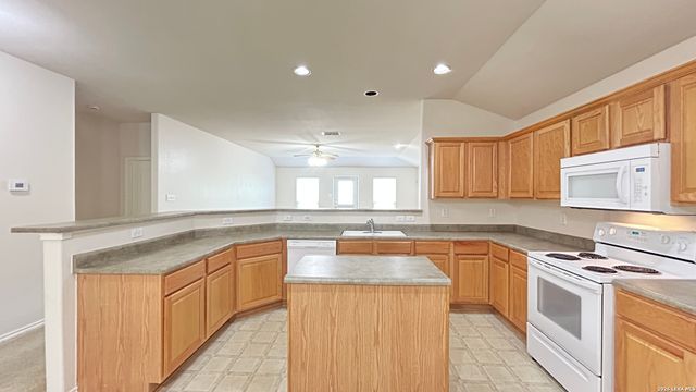 4906 SPYGLASS VW, San Antonio, TX 78247