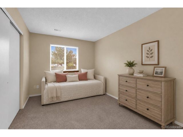 4371 Hunting Meadows Cir, Colorado Springs, CO 80916