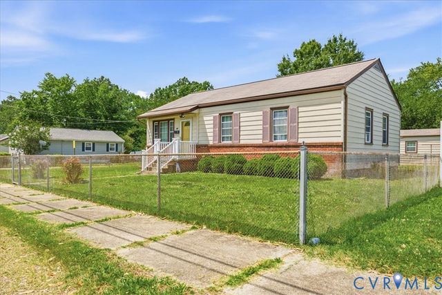 418 S 20th Ave, Hopewell, VA 23860