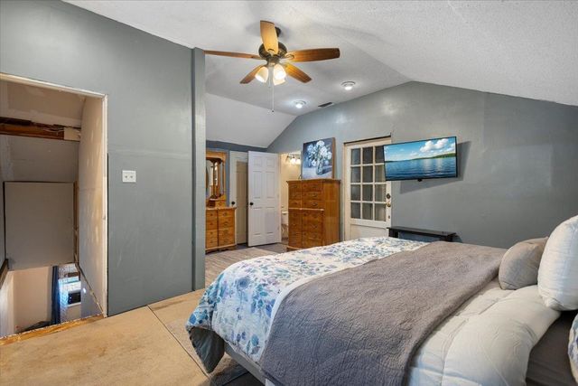 20741 Meadowbrook Drive, Chandler, TX 75758