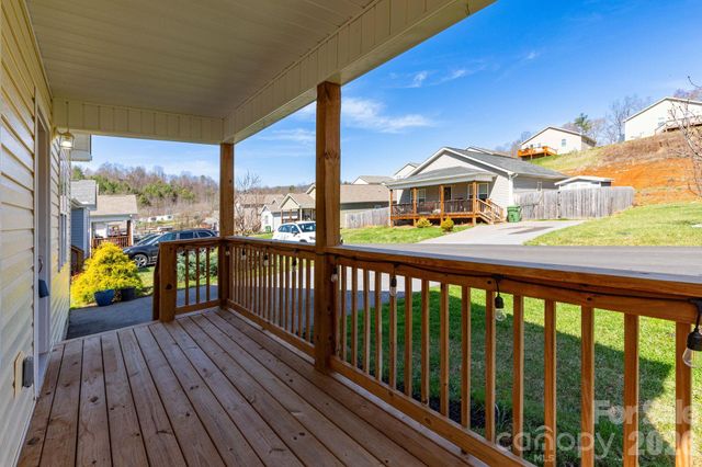 479 Quinn Hill Lane, Mars Hill, NC 28754