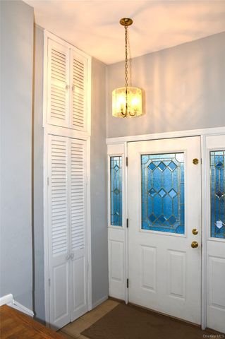 242 Munro Boulevard, Valley Stream, NY 11581