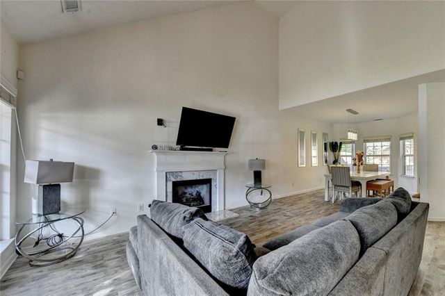 270 Hulan Way, Lawrenceville, GA 30044