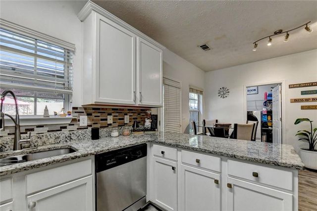 270 Hulan Way, Lawrenceville, GA 30044
