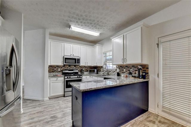 270 Hulan Way, Lawrenceville, GA 30044