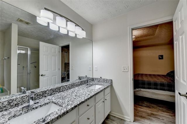 270 Hulan Way, Lawrenceville, GA 30044