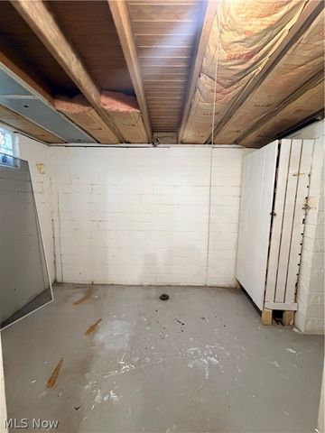 2007 32nd Street NW, Canton, OH 44709