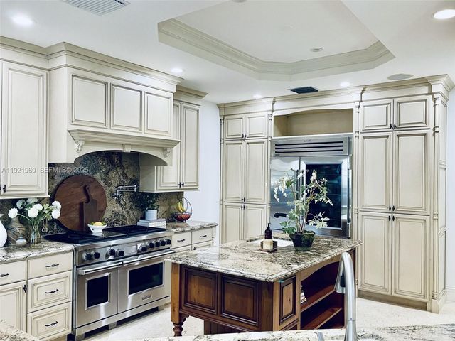 709 Isle Of Palms Dr, Fort Lauderdale, FL 33301
