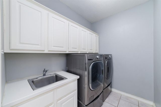 12215 Salmon Creek, Houston, TX 77041