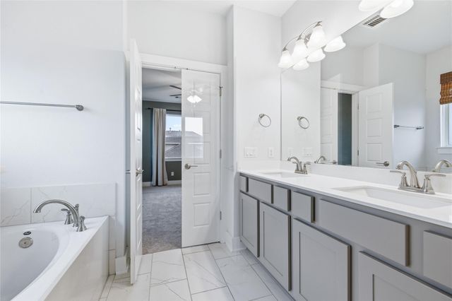 1300 Harwell LOOP, Kyle, TX 78640
