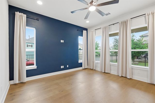 1300 Harwell LOOP, Kyle, TX 78640