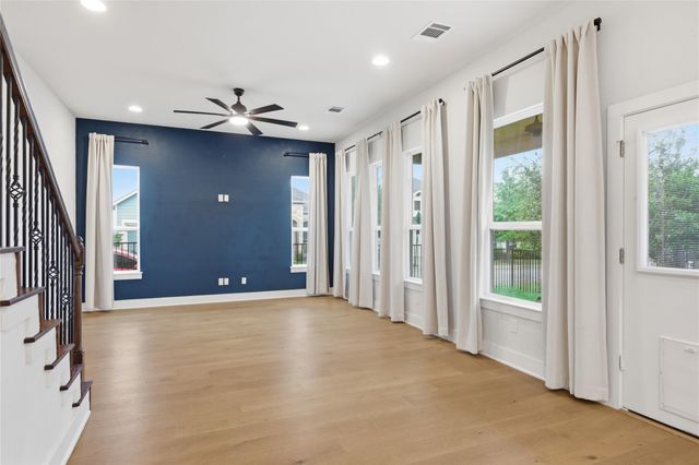 1300 Harwell LOOP, Kyle, TX 78640