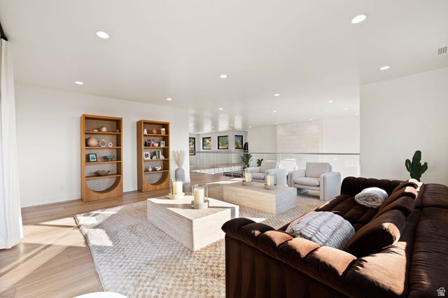 343 W BAY DR, Vineyard, UT 84059