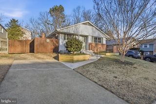 12708 VALLEYWOOD DR, Woodbridge, VA 22192