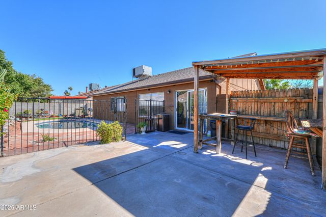 6208 E COVINA Street, Mesa, AZ 85205