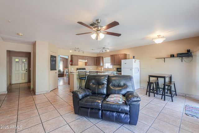 6208 E COVINA Street, Mesa, AZ 85205