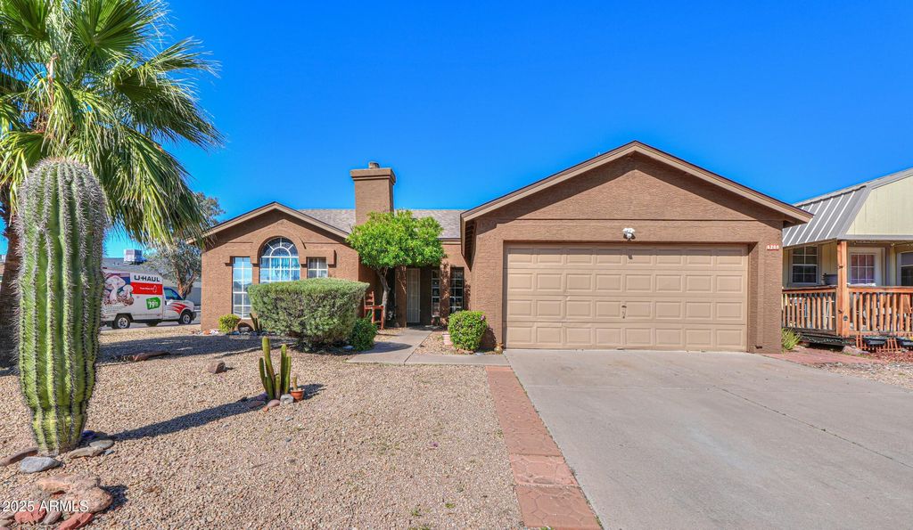 6208 E COVINA Street, Mesa, AZ 85205