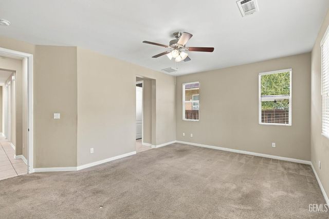 10306 Vale Royale Drive, Bakersfield, CA 93306