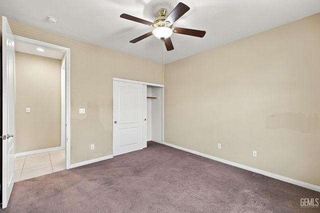 10306 Vale Royale Drive, Bakersfield, CA 93306