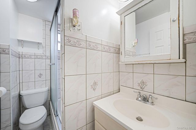 52-67 72nd Street, Maspeth, NY 11378