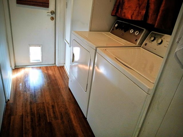 2400 W Midvalley Avenue Q1, Visalia, CA 93277