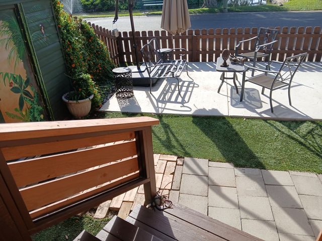 2400 W Midvalley Avenue Q1, Visalia, CA 93277