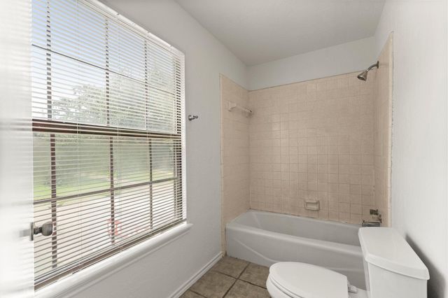 2811 Blue Glen Lane, Houston, TX 77073