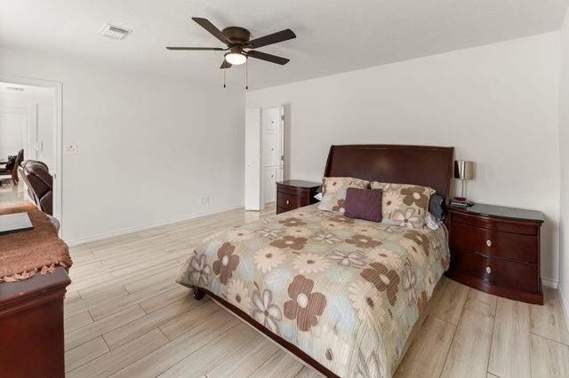 2811 Blue Glen Lane, Houston, TX 77073