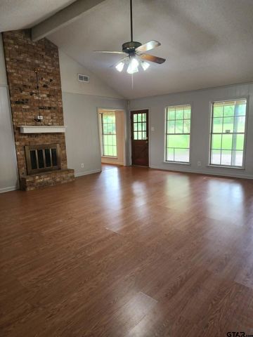 1308 Fairhaven St., Longview, TX 75605