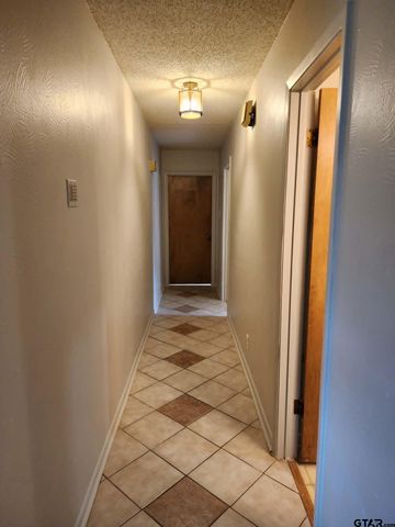 1308 Fairhaven St., Longview, TX 75605