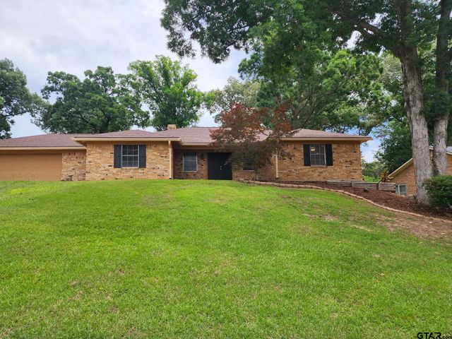 1308 Fairhaven St., Longview, TX 75605