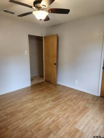 1308 Fairhaven St., Longview, TX 75605