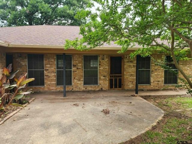 1308 Fairhaven St., Longview, TX 75605