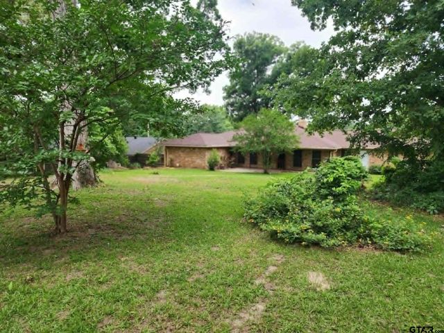 1308 Fairhaven St., Longview, TX 75605