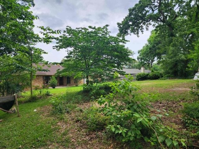 1308 Fairhaven St., Longview, TX 75605