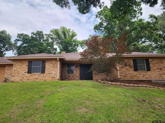 1308 Fairhaven St., Longview, TX 75605